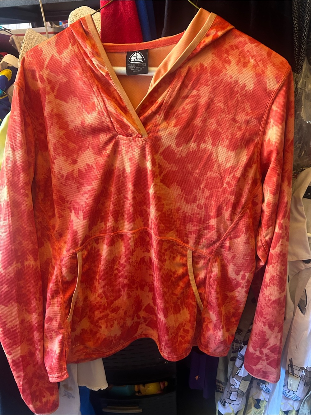 Nike ACG Dri-Fit Red & Orange Tie Dye Style Hoodie beautiful colors large